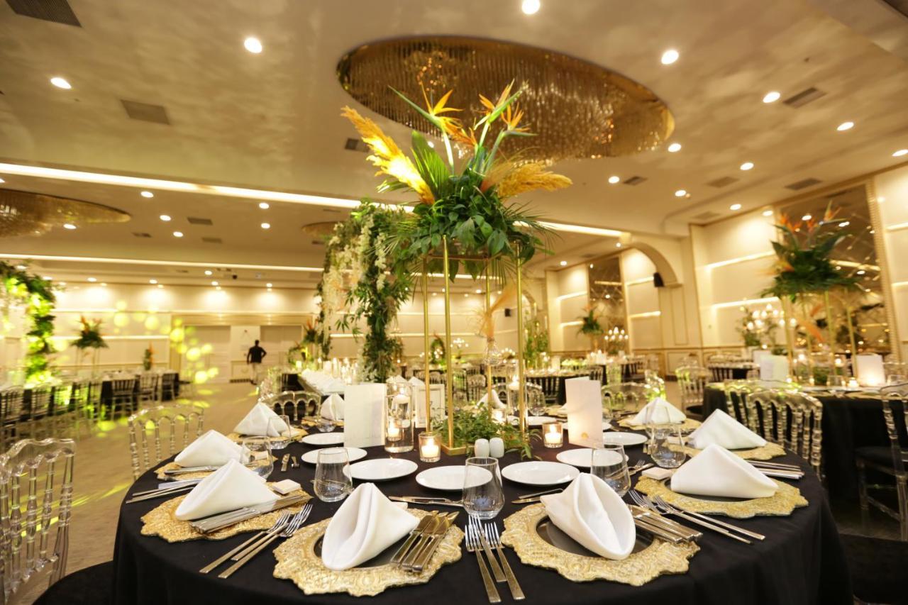 Downtown Ankara Hotel Екстериор снимка A table set for a formal dinner