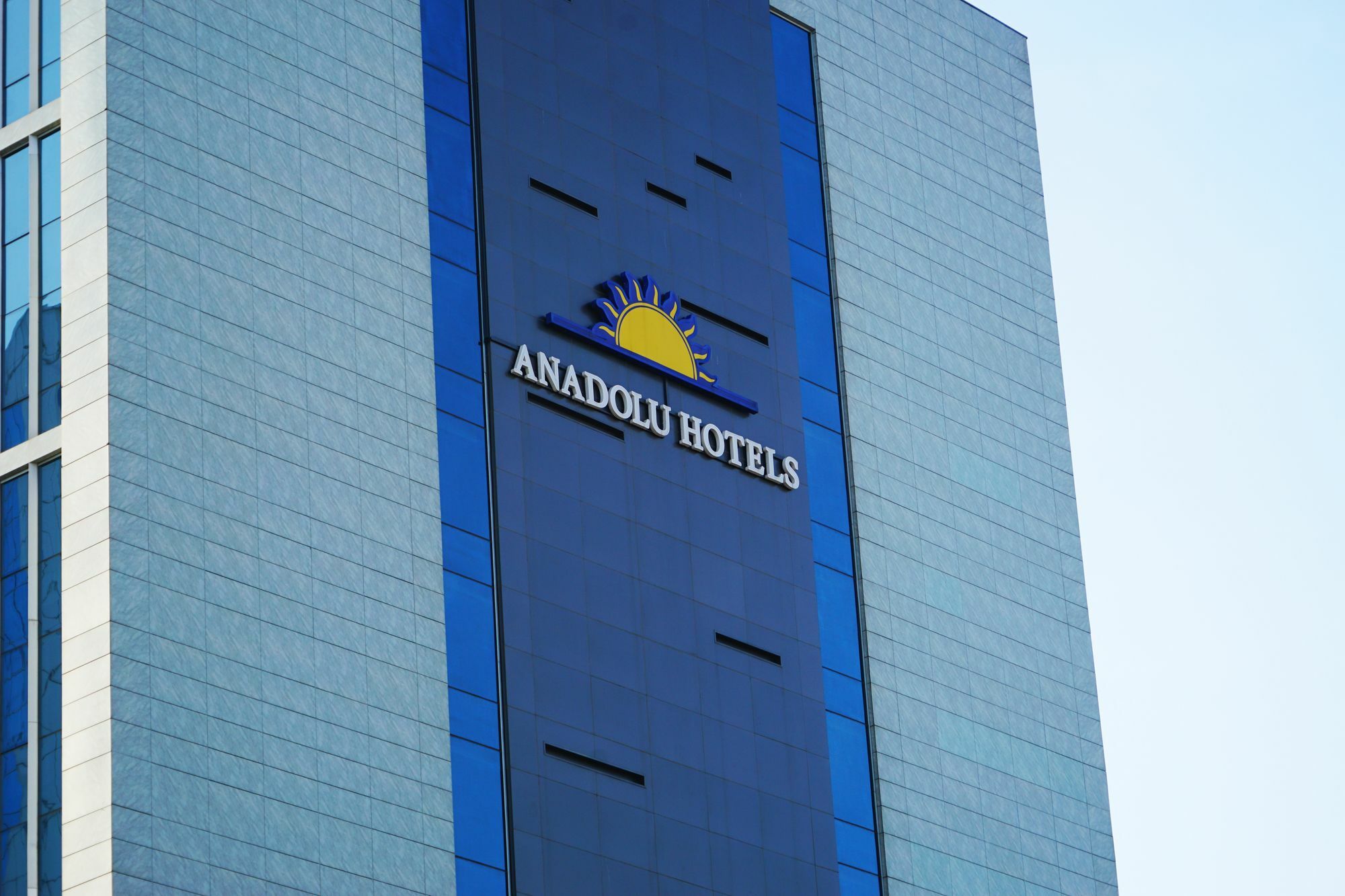 Downtown Ankara Hotel Екстериор снимка Anadolu Hotels logo